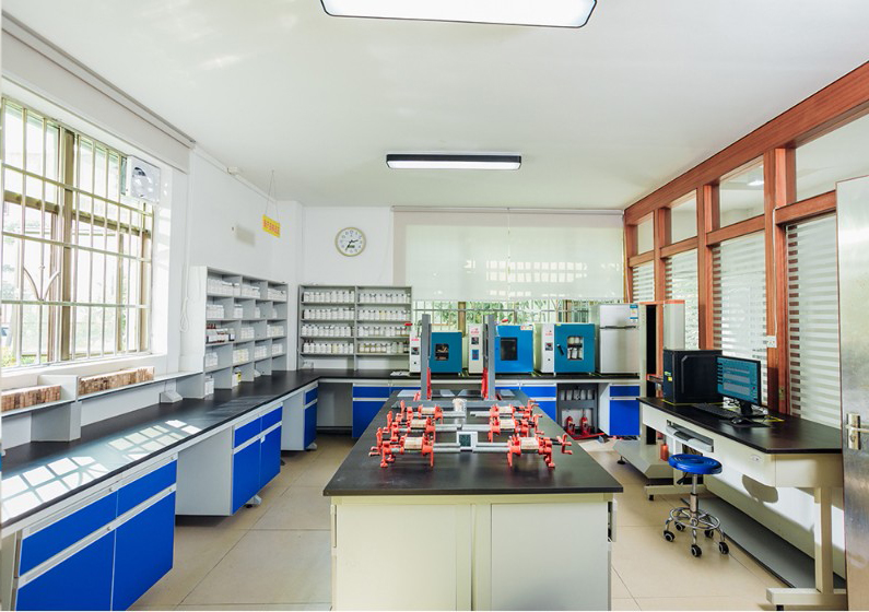 Adhesiu de fusió en calent de poliuretà (PUR): quant en saps